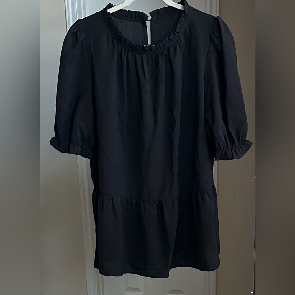 Black Flowy Top